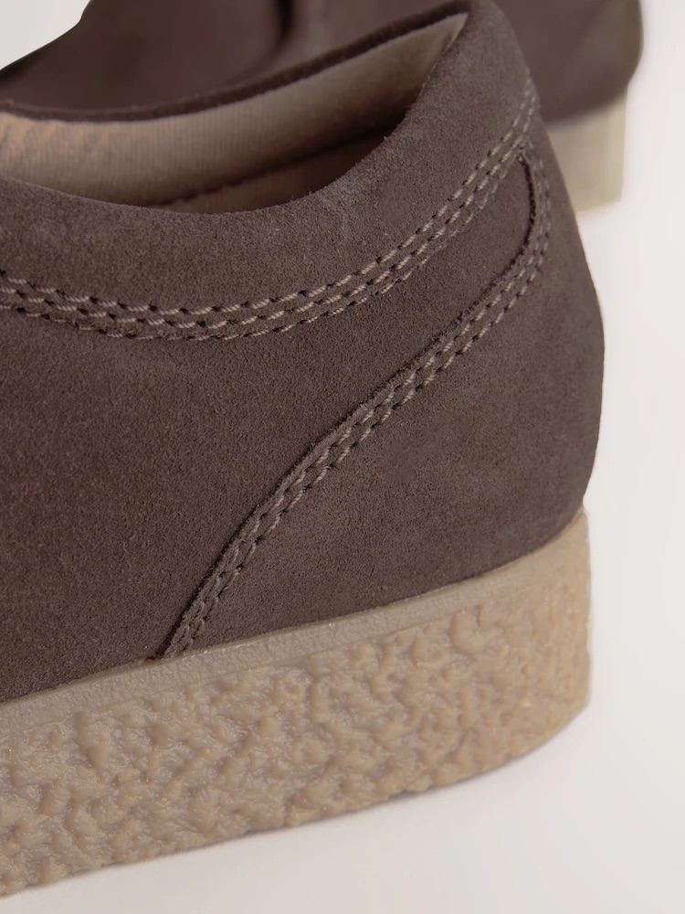 Brown Suede Apron sneakers